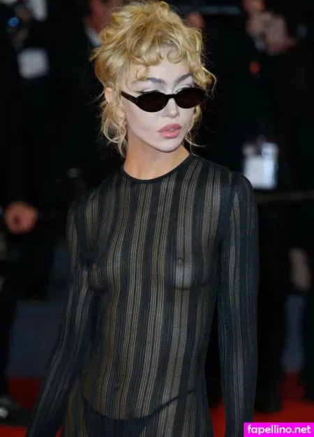 Nadia Lee Cohen OnlyFans Thumbnail #GAx7Py7zeE