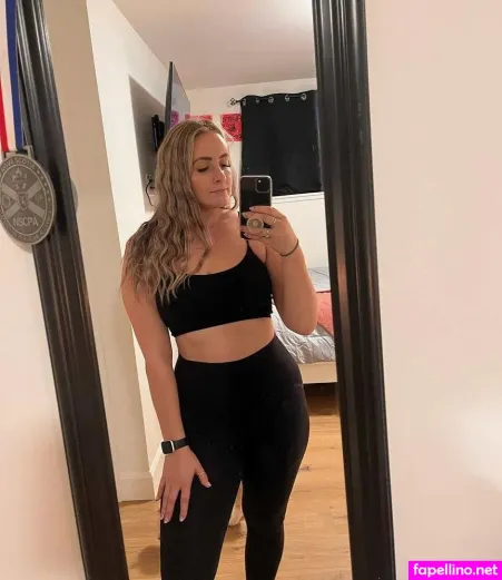 Nadia Meunier OnlyFans Thumbnail #gzKpWDg4n2