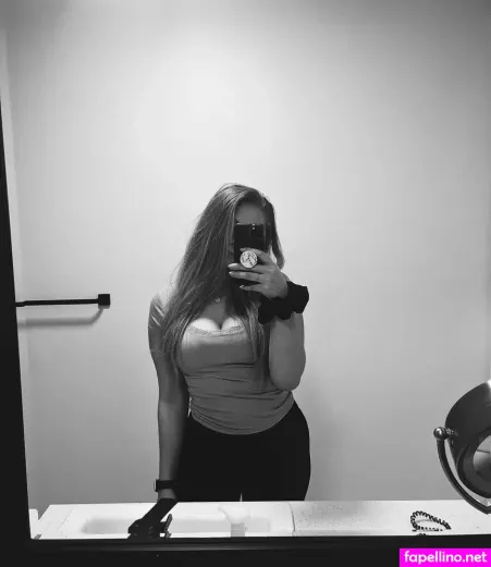 Nadia Meunier OnlyFans Thumbnail #vWLYC3h2Zn