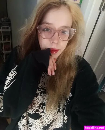 Nadia69x Main Profile Photo