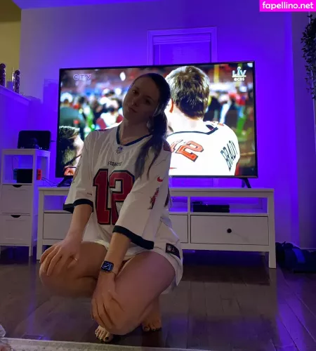 Nadiafoxx69 OnlyFans Thumbnail #QP04d6pilm