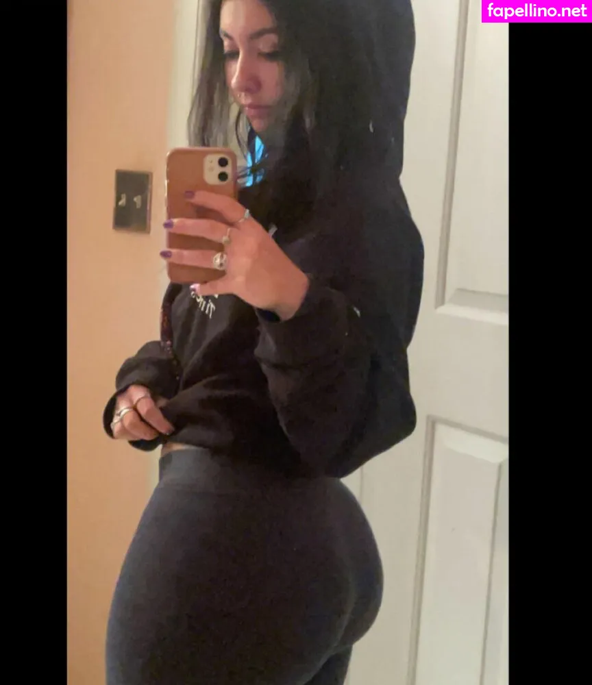 Nadialovesyou3, bitchesl0venadia, tsnadialove Nude Leaked OnlyFans Photo #8BjS3UEOAS