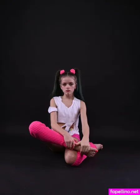 Nadiamodel OnlyFans Thumbnail #Ru5L9YVLLo