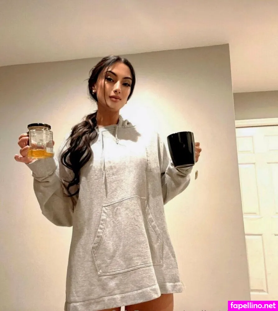 biggnadzz, nadiastrikesagain Nude Leaked OnlyFans Photo #jiGIE9RJfI