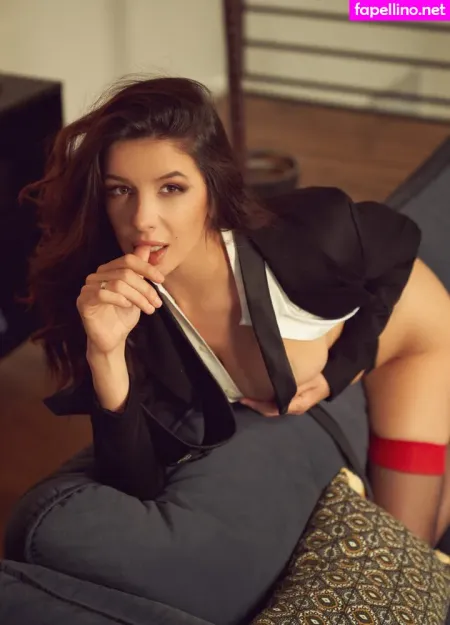 Nadin Moodd OnlyFans Thumbnail #R9pk8lql8d