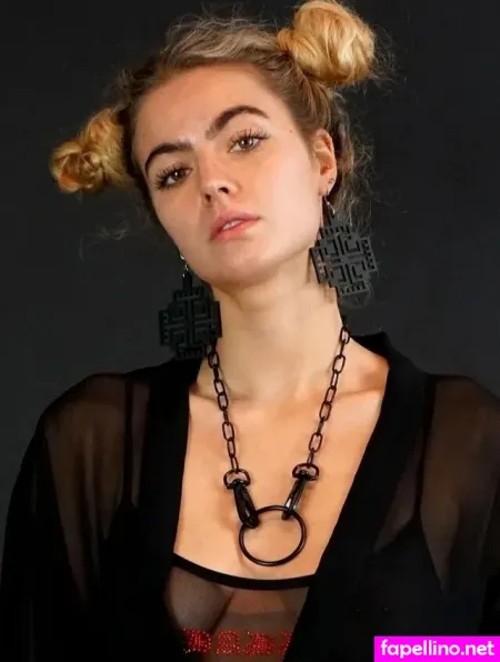 Nadine Bergmann OnlyFans Thumbnail #h0lp2Pznjz