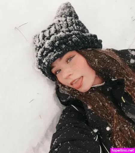 Nadine Breaty OnlyFans Thumbnail #xQhfvq27zq