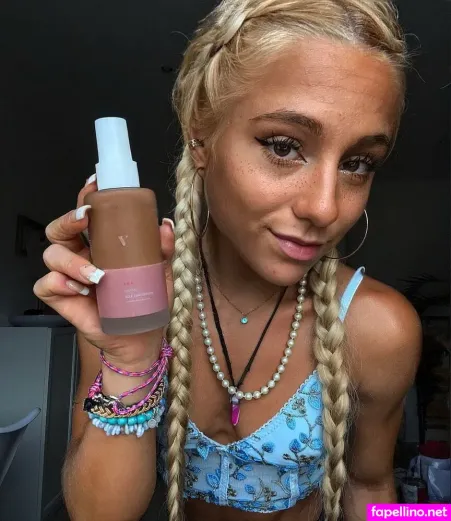 Nadine Chiara OnlyFans Thumbnail #RnEgz7kibq