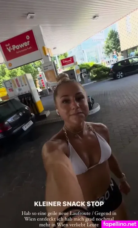 Nadine Chiara OnlyFans Thumbnail #e1ivCuxnli