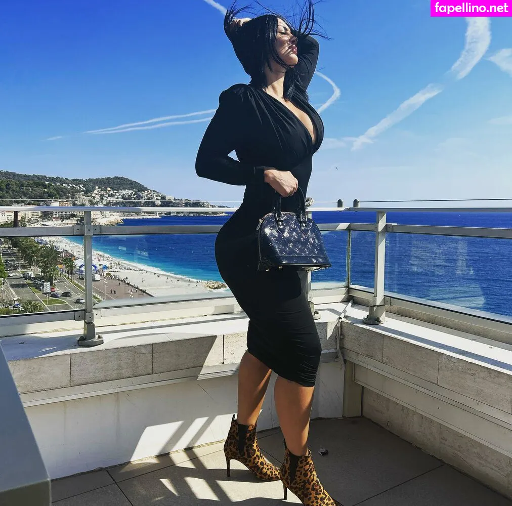 nadine_djelassi Nude Leaked OnlyFans Photo #Nx8USRR9EA