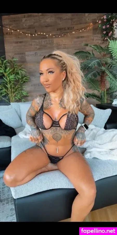 Nadine Schmied 1 OnlyFans Thumbnail #mbSG6cjzm4