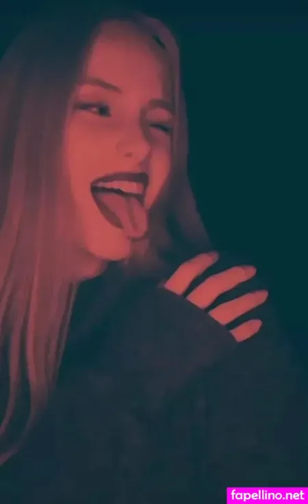 Nadine Von Relaxasmr OnlyFans Thumbnail #IDn78NRGfc