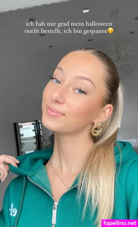 Nadine Zofi OnlyFans Thumbnail #1QaNenYbA2