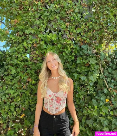 Nadine Zofi OnlyFans Thumbnail #PeRq1CiHd8