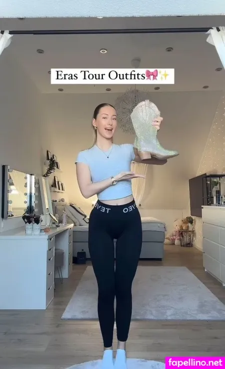 Nadine Zofia Hamleh OnlyFans Thumbnail #7xh6JKQQSx
