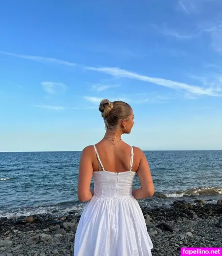 Nadine Zofia Hamleh OnlyFans Thumbnail #YkMBkExMdM