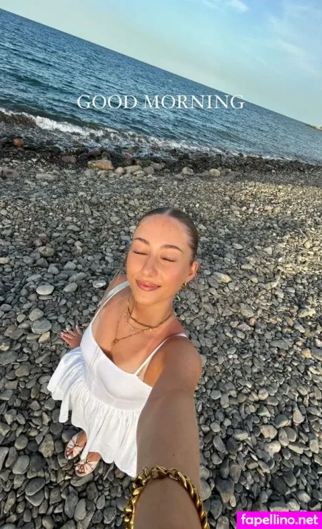 Nadine Zofia Hamleh OnlyFans Thumbnail #xLwuWiSEJ9