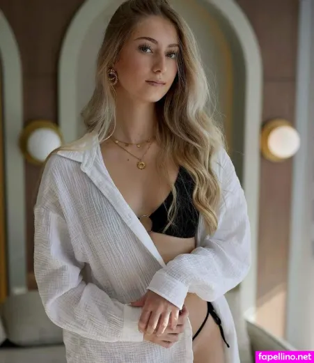 Nadine Zofia Hamleh OnlyFans Thumbnail #zl7H0A9peW
