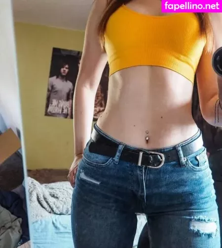 Nadine22 OnlyFans Thumbnail #Uy2M0MsoCS