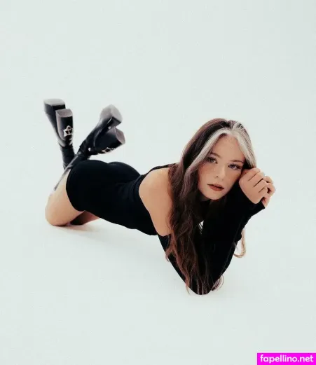 Nadinebreaty OnlyFans Thumbnail #ckFjb9hHgE