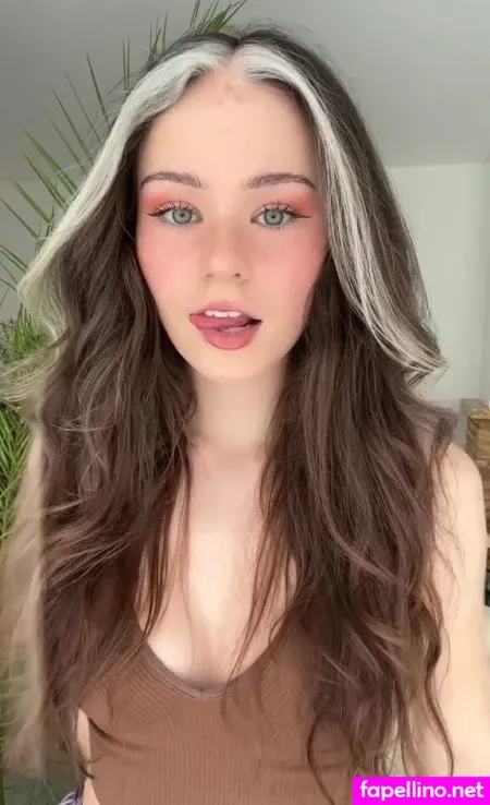 Nadinebreaty OnlyFans Thumbnail #gnRpl52uJv