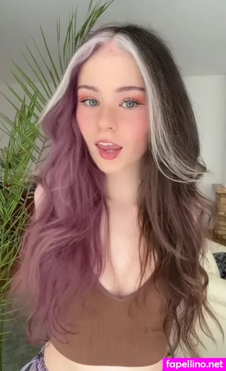 Nadinebreaty OnlyFans Thumbnail #t69VuEkoe8