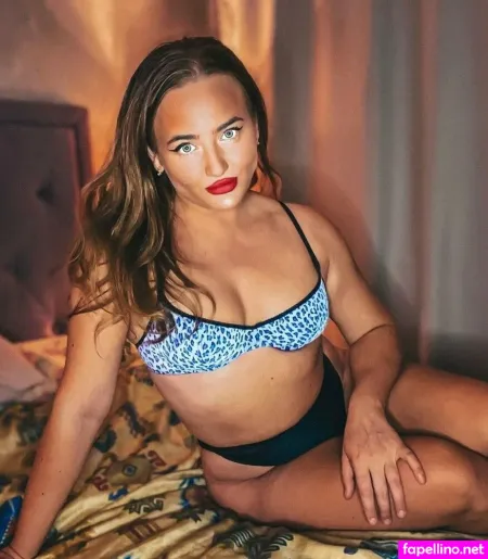 Nadinkittin OnlyFans Thumbnail #BE5s6TGaCG