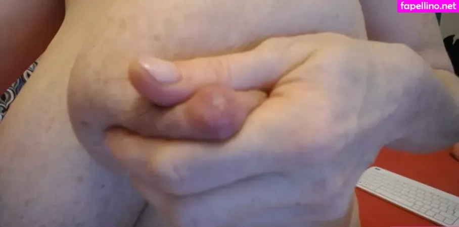 Nadinnne OnlyFans Thumbnail #YByNS8t9fc