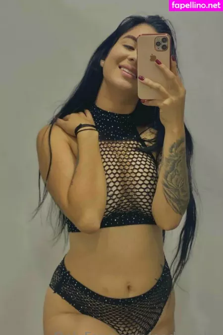 Nadinselin OnlyFans Thumbnail #D95HATp1k7