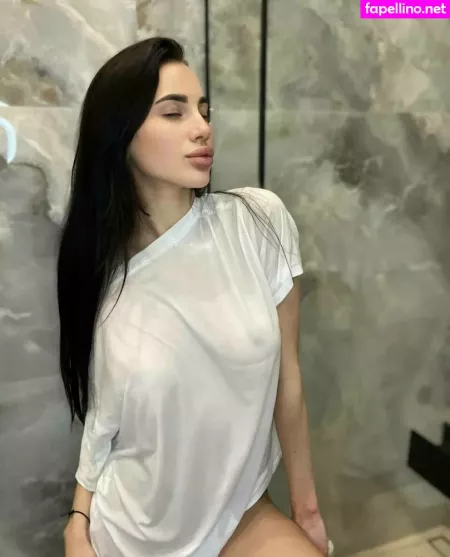 Nadivipp OnlyFans Thumbnail #oqeHtdkqmM