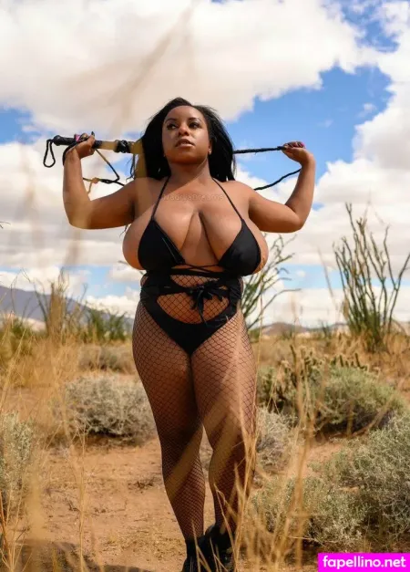 Nadiyadreams OnlyFans Thumbnail #4lkSxhwZBS