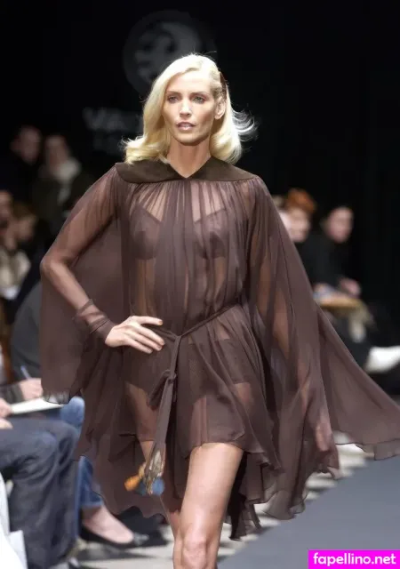 Nadja Auermann OnlyFans Thumbnail #R0PBRGMTSn