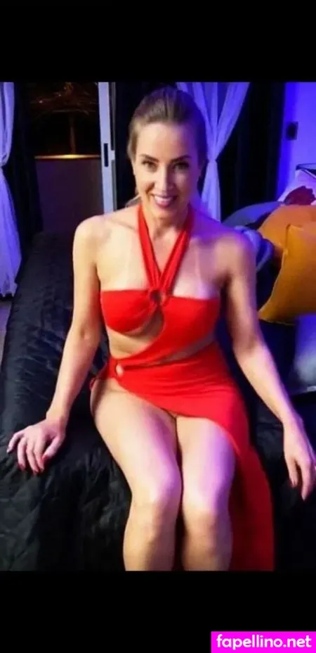 Nadja Bernhard OnlyFans Thumbnail #77OmzVtmzY