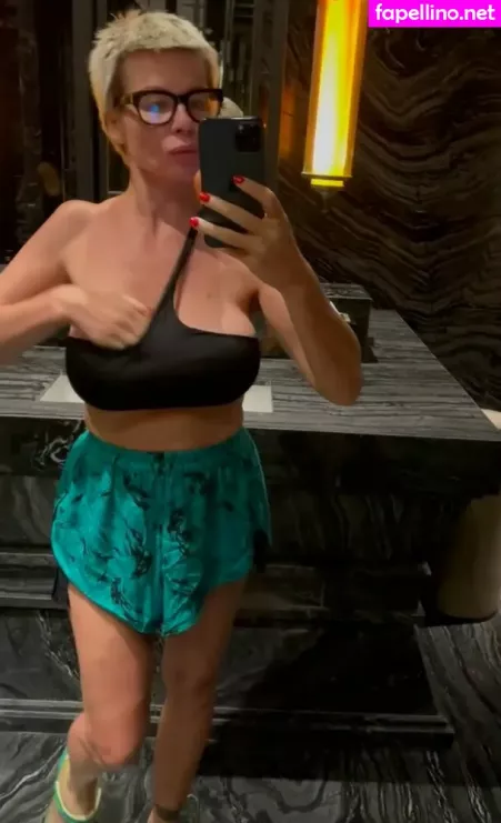 Nadya Basinger OnlyFans Thumbnail #KQQ81X94Wm