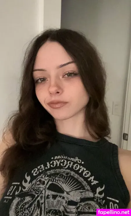 Nadya Yereminn OnlyFans Thumbnail #E8AYD8jkX9