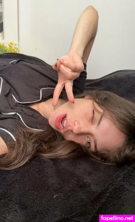 Nadya Yereminn OnlyFans Thumbnail #pDtsirdklU