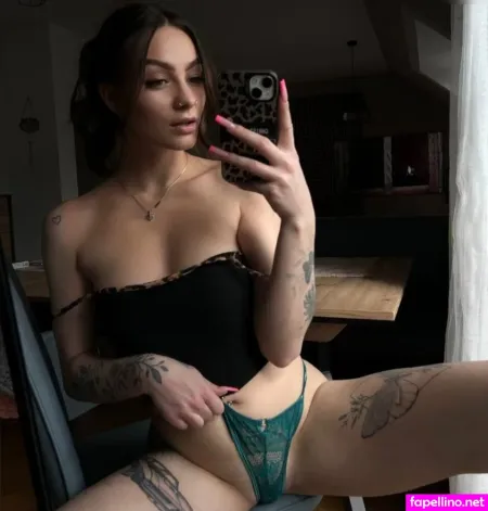 Nadyred 4 OnlyFans Thumbnail #fR6yqkGubF