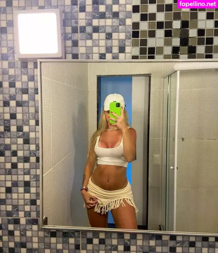 Naelly Flores OnlyFans Thumbnail #kkVvsg0I1M