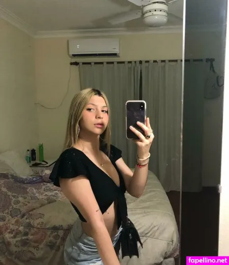 Nahiara Hamue OnlyFans Thumbnail #1OxcNkPbcS