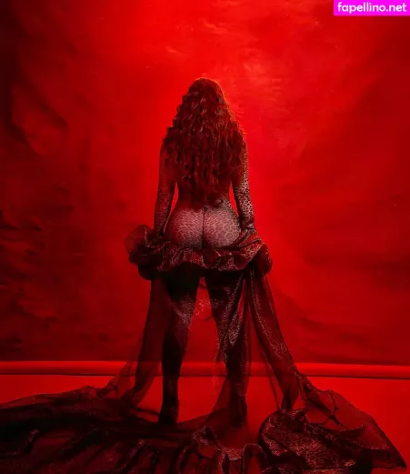 Naiara Azevedo OnlyFans Thumbnail #mTUqZQnUkN