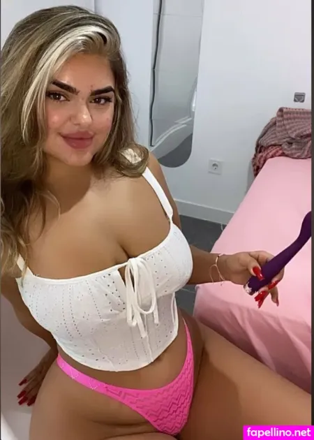 Naiaretta OnlyFans Thumbnail #jZzh9qGi5L