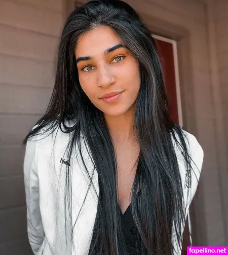 Naila Iqbal OnlyFans Thumbnail #vc7kYoZkHw