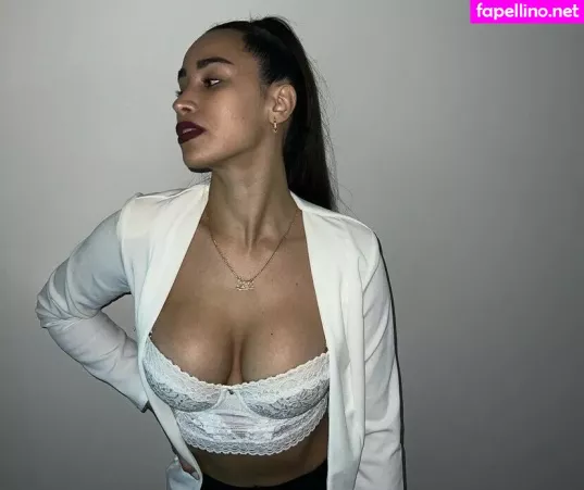 Nair Riveros OnlyFans Thumbnail #OU1TQBJIwE