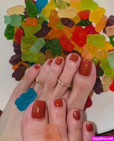 Naisfeetonly OnlyFans Thumbnail #vk1CFwRAHd