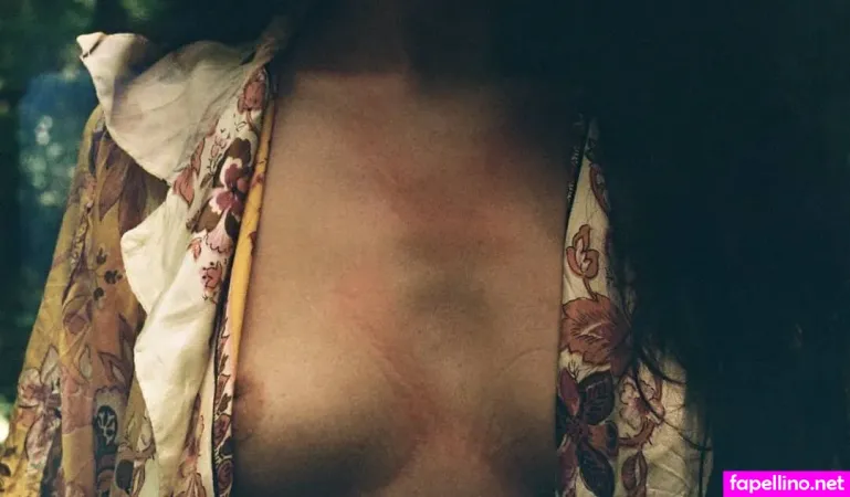 Naissance OnlyFans Thumbnail #S7cUYSBjII