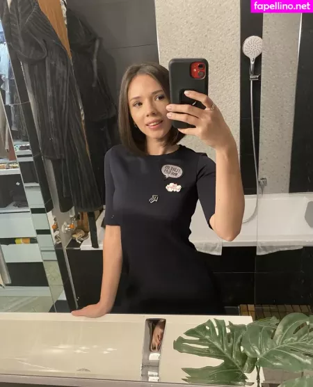 Naked Eve OnlyFans Thumbnail #zKlq4p6niD