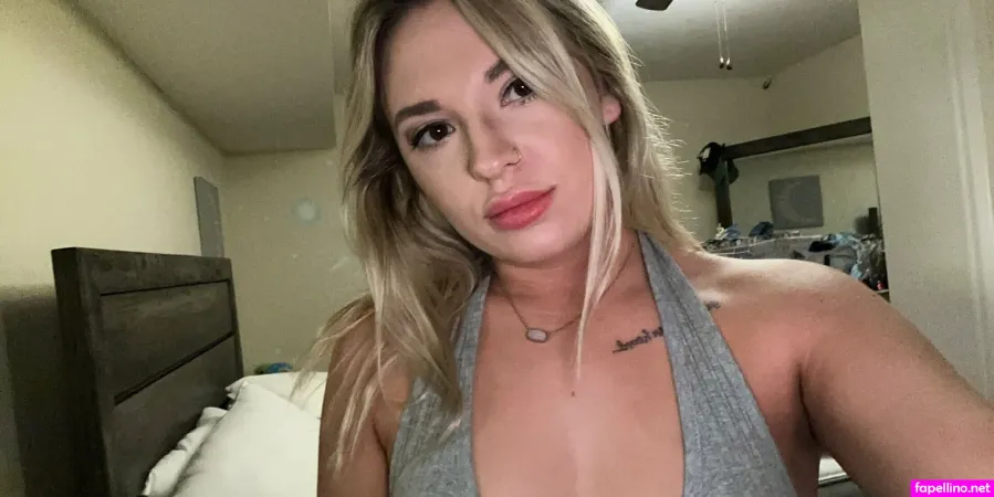 Naked Nikki OnlyFans Thumbnail #RdeO0GjLRr