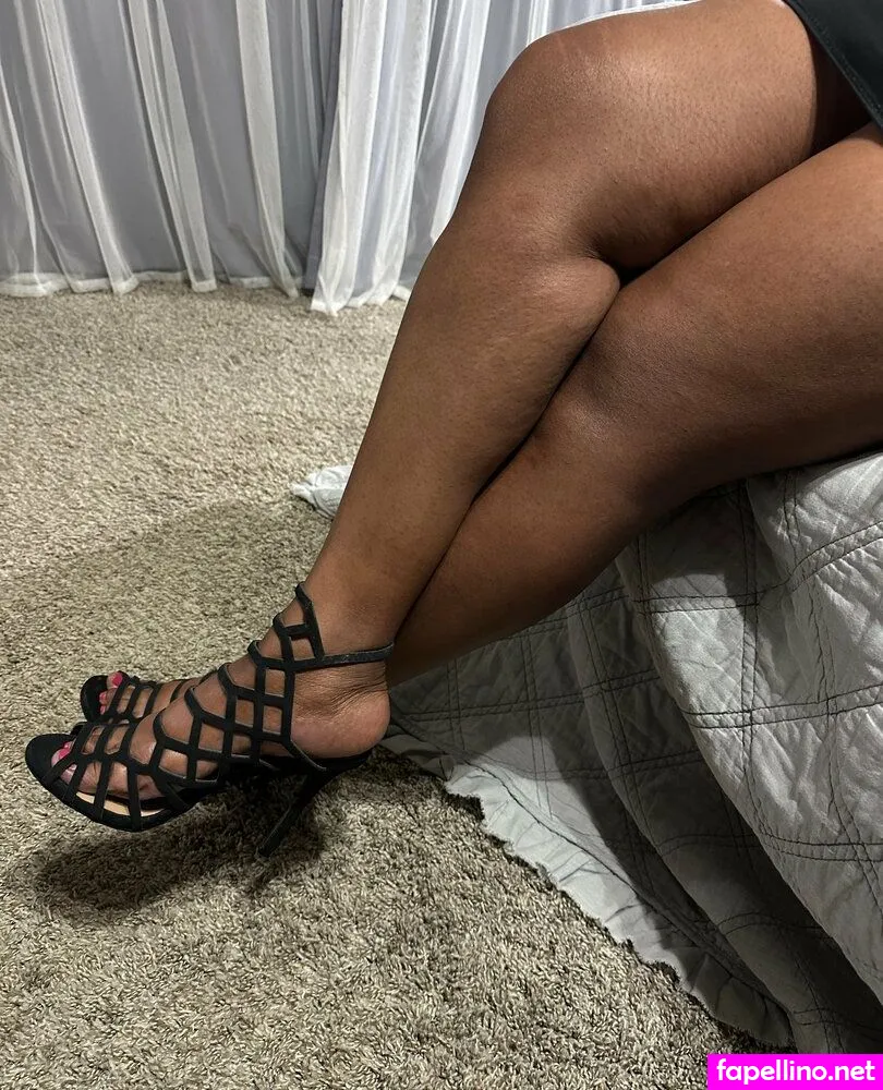 nakedcaramelsoles Nude Leaked OnlyFans Photo #DTCN00fxFw