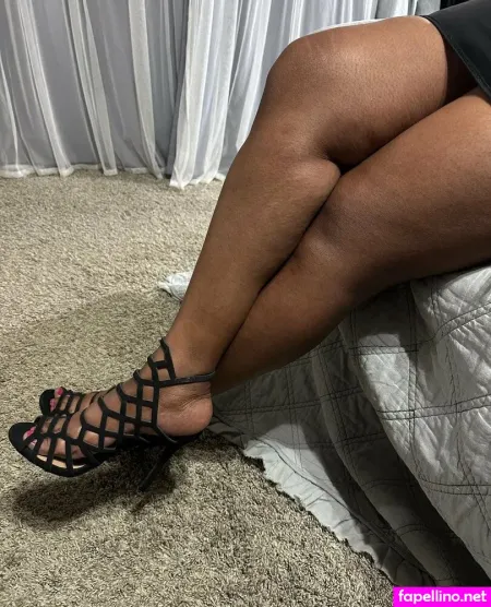 Nakedcaramelsoles OnlyFans Thumbnail #JvjUQ7J8Ty