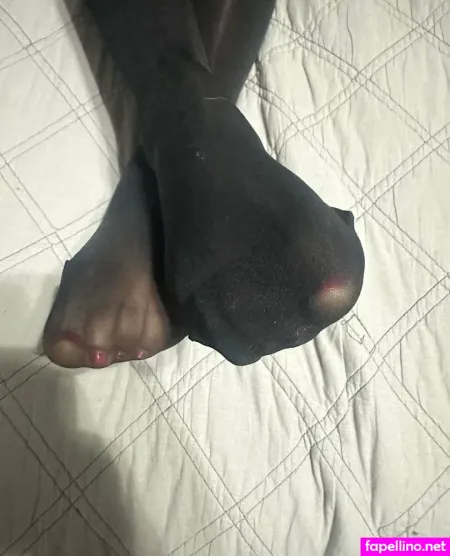Nakedcaramelsoles OnlyFans Thumbnail #lA0iIBAj5F